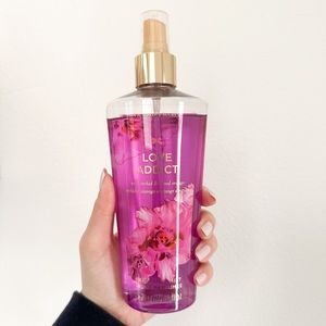 Victoria’s Secret Love Addict
